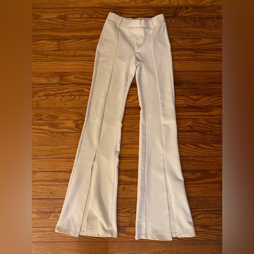 🤍 Bershka flared white dress elegant pants